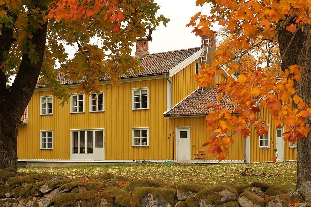 Hallebergs Bed&Breakfast Skara Exterior photo