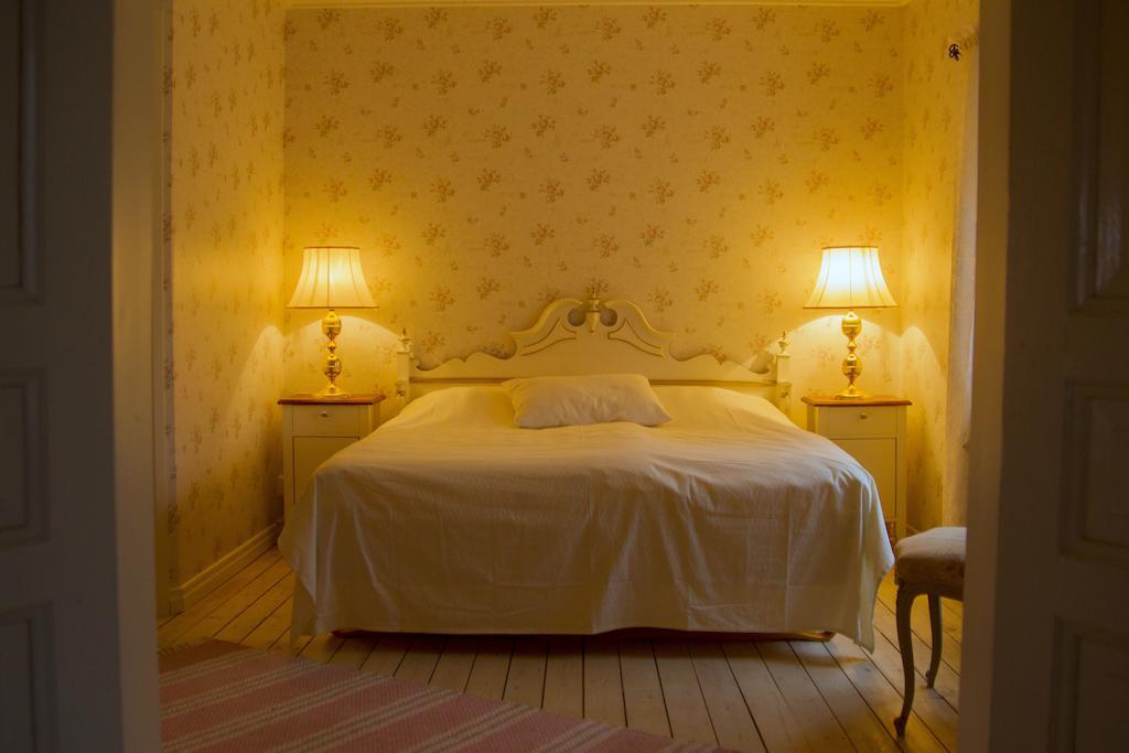 Hallebergs Bed&Breakfast Skara Room photo
